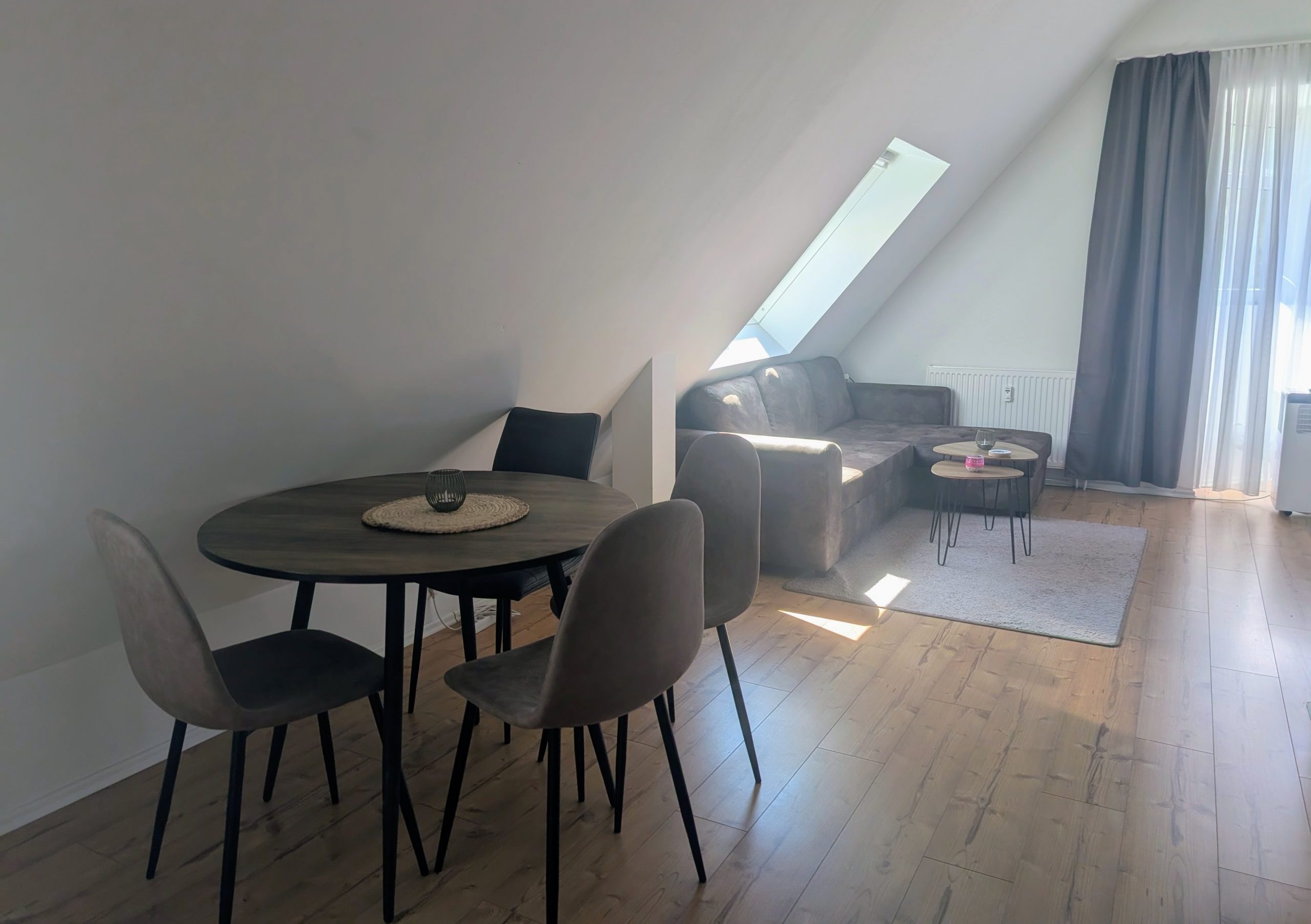 Attraktives, vollmöbliertes Apartment in Kaiserslautern-Hohenecken zu vermieten